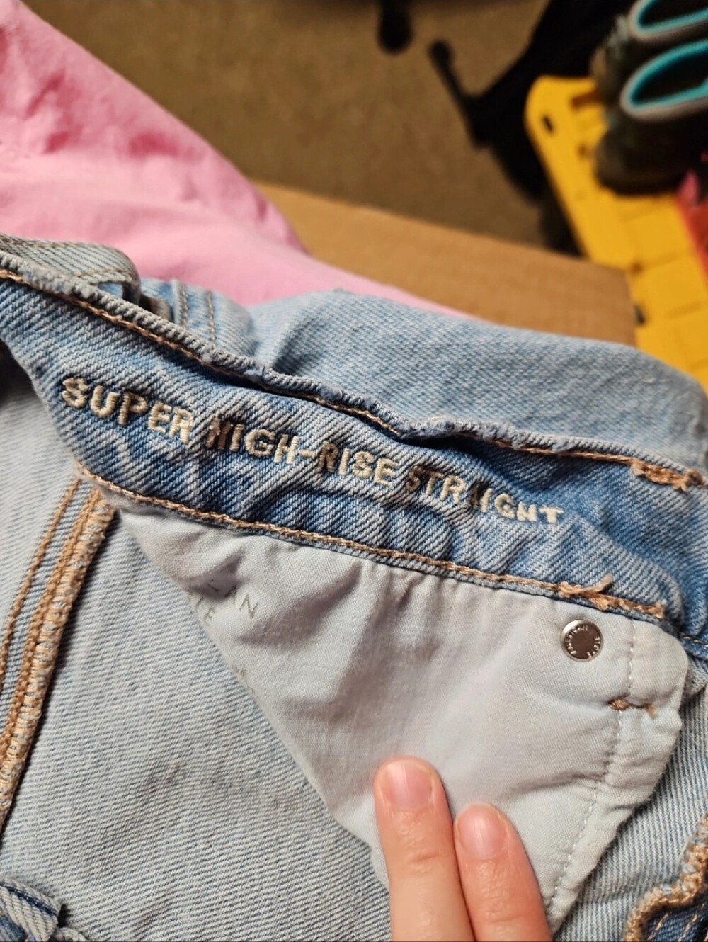American Eagle Straight Leg Jean - Picture 4 of 5